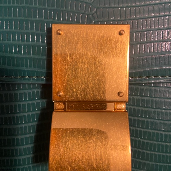 Green Textured Leather Box Crossbody Bag - Picture 3 of 7